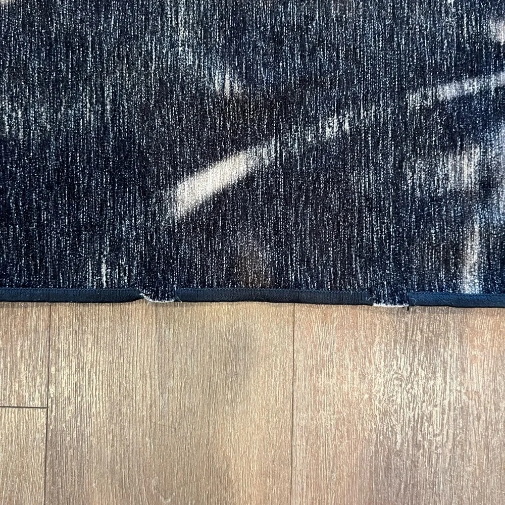 Ruggable Machine Washable Rug (#1) - Picture 2 of 9